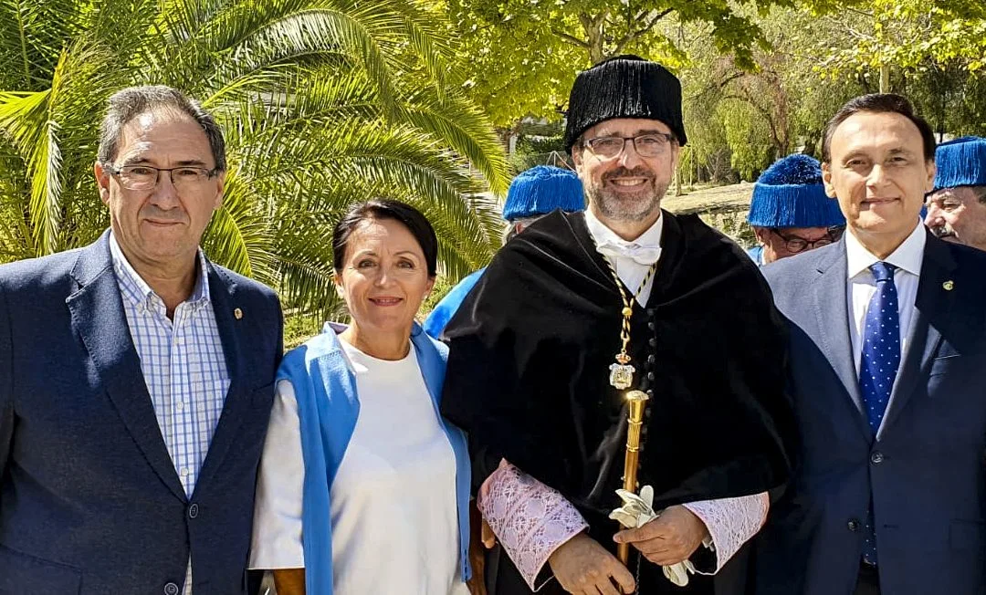GRAN REPRESENTACIÓN VETERINARIA EN EL INICIO DE CURSO DE LA UNIVERSIDAD DE JAÉN
