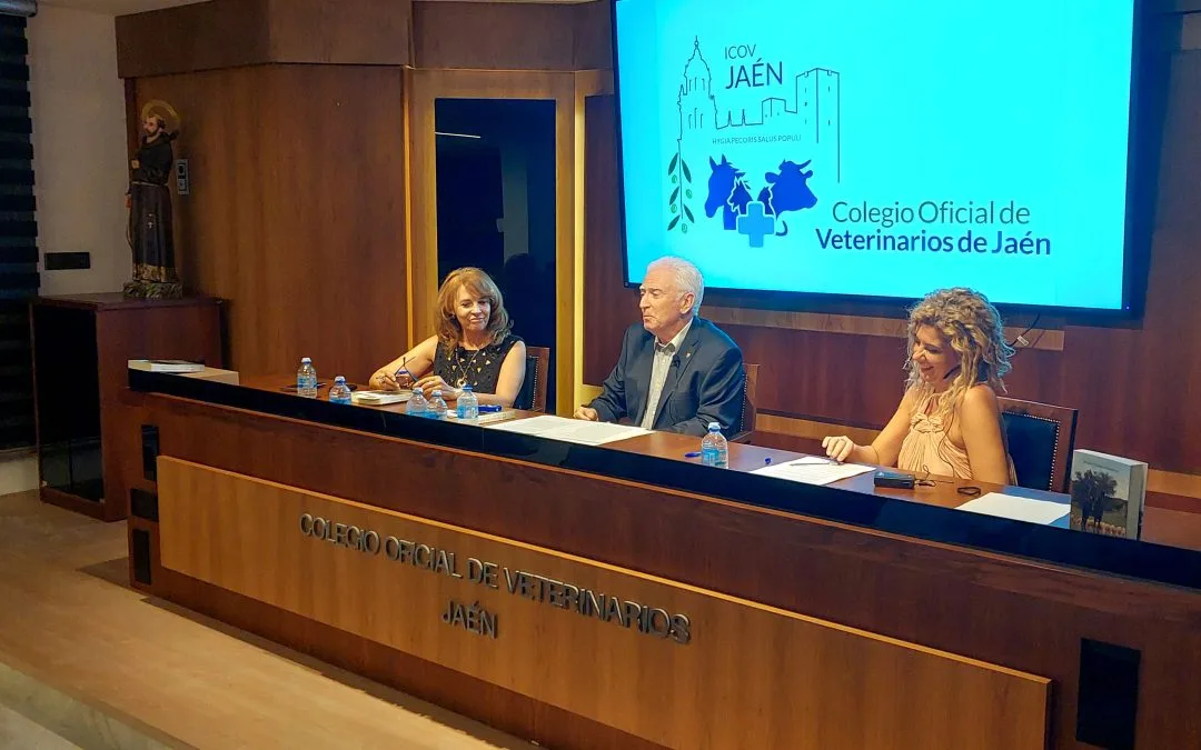 “RELATOS DE LA VIDA PASTORIL. VIAJE EN EL TIEMPO”, PRESENTADO EN LA SEDE COLEGIAL