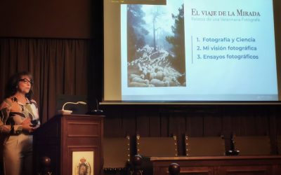 Ciencia, fotografía y veterinaria confluyen en la charla impartida por Katy Gómez en la Real Academia de Medicina y Cirugía de Andalucía Oriental
