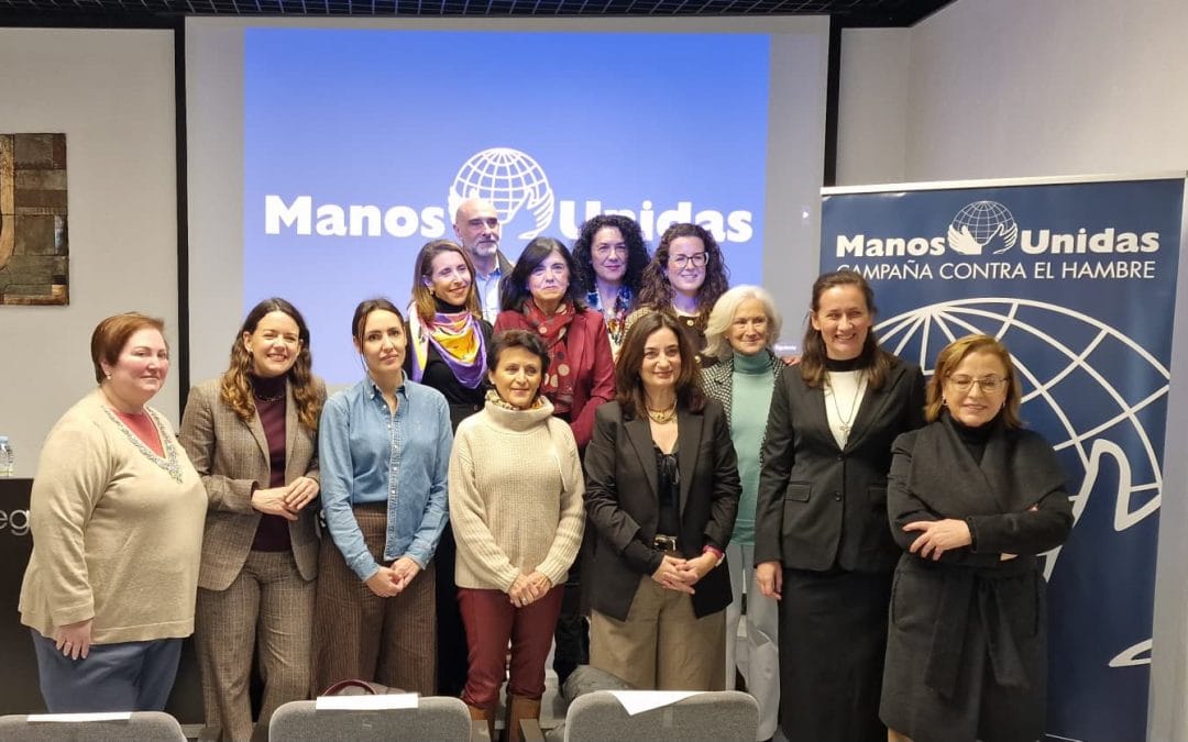 MANOS UNIDAS EN GUERRA CONTRA EL HAMBRE